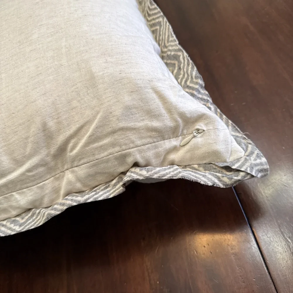 Pottery Barn Throw Pillow Owl Bird Embroidered‎ Appliqué Feather Insert Cover